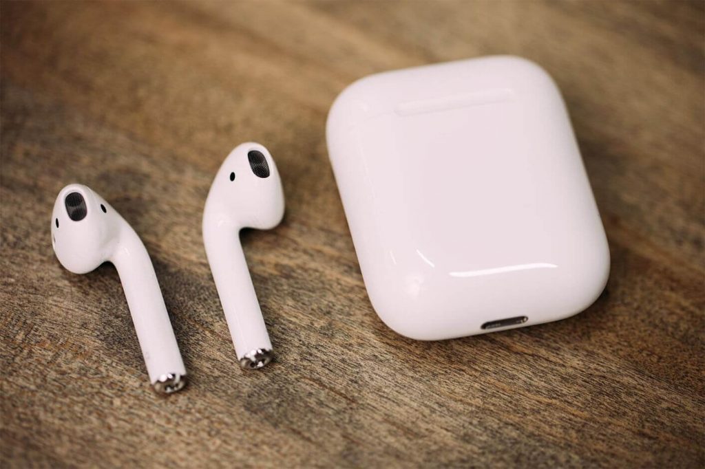 airpods live listen